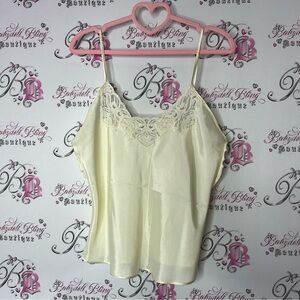 Bellessa cami tank top Lacie vintage cream yellow Elegant Cream Lace Camisole